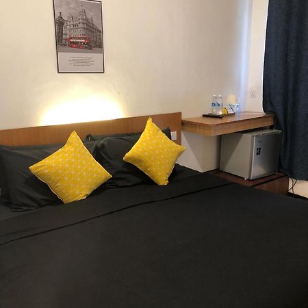 Nu Melati Hotel Пантай-Сенанг Экстерьер фото